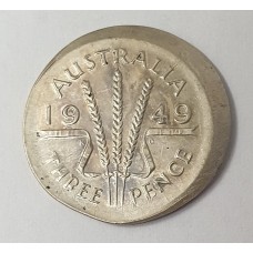 AUSTRALIA 1949 . THREEPENCE . ERROR . LARGE BROADSTRUCK COIN
